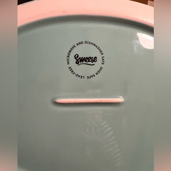 Sweese Pre-Owned Light Green & Gold Ceramic Whale &...